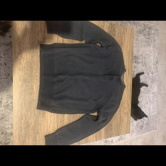 A lot of 6 used Eddie Bauer Men’s Large Sweaters. - Picture 7 of 8